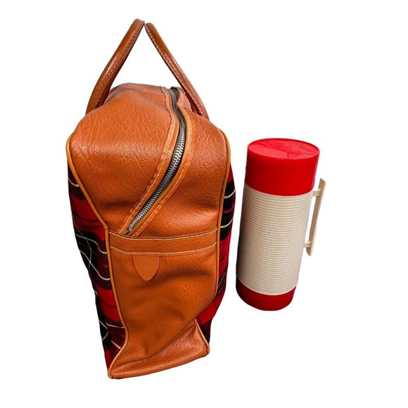 Vintage Plaid Picnic Tote with Aladdin Thermos Red Black Tan Zippered Bag Case - Picture 2 of 11